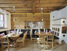 Hotel Herrschaftstaverne **** Rustikales Restaurant im Hotel Herrschaftstaverne