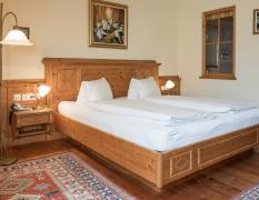 Hotel-Restaurant Kirchenwir Beispiel eines Doppelzimmers im Hotel-Restaurant Kirchenwirt