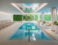 Fagus Hotel Conference & Spa ****s Innenpool mit langen Bahnen im Hotel Fagus