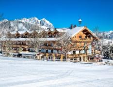 Aussenansicht im Winter des Rasmushofes in Kitzbühel
